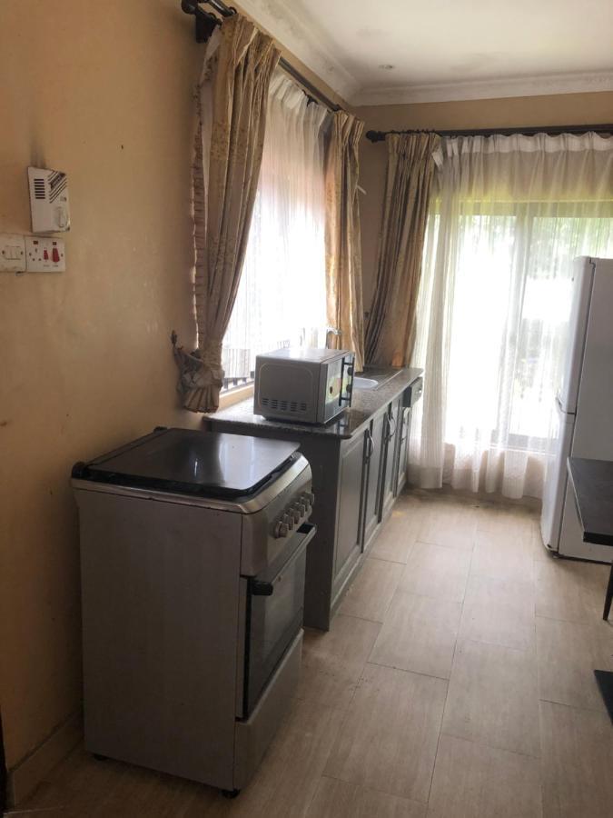 Tatys Homestay Dar es Salaam Exteriér fotografie